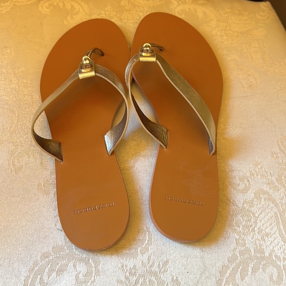 Tory Burch Benton metallic Spark Gold leather sandals - Picture 2 of 14